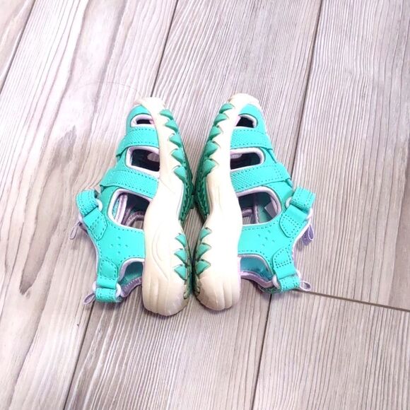 (73-4093)  🔥3/$20🔥  Cat & Jack Green Teri Toddler Size 10 - Picture 5 of 11